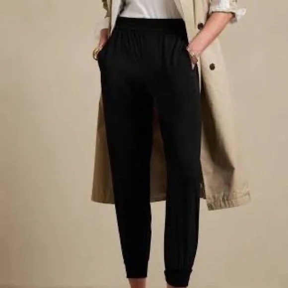 Banana Republic Kiera Cashmere joggers black drawstring waist banded ankle P SM